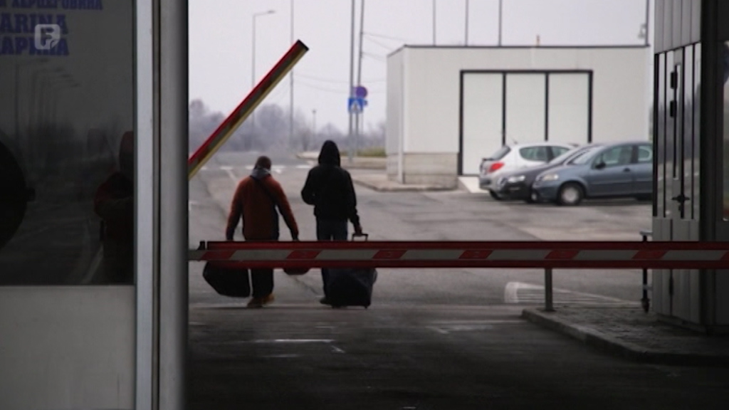 Bez negativnog PCR testa se ne može u RH